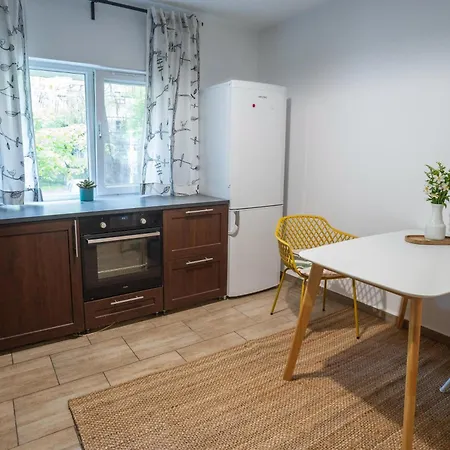 Spacious Near National Arena, Park * Bukareszt