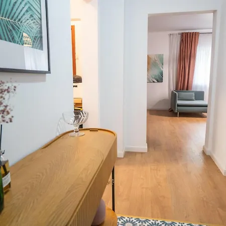 Spacious Near National Arena, Park *