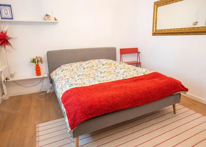 Spacious Near National Arena, Park