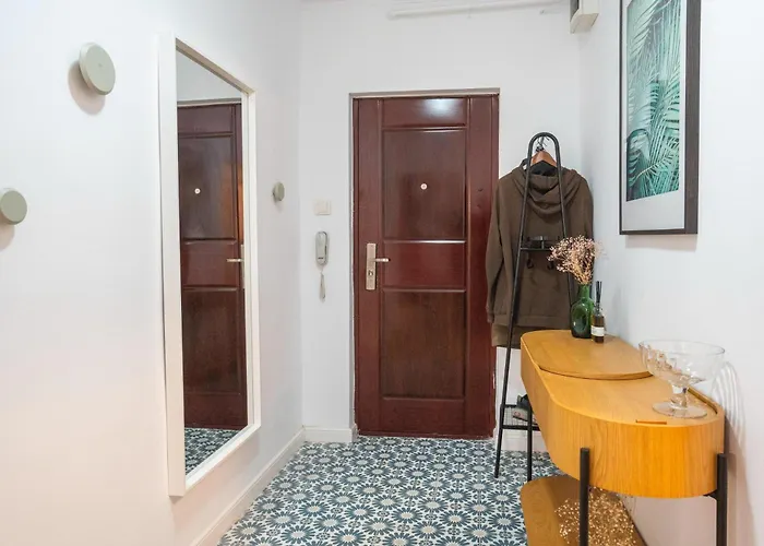 Spacious Near National Arena, Park Apartment Bucharest